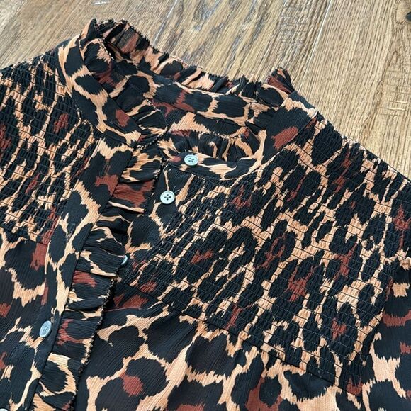 Women’s J Crew leopard print shirt. Sz S - Picture 2 of 6